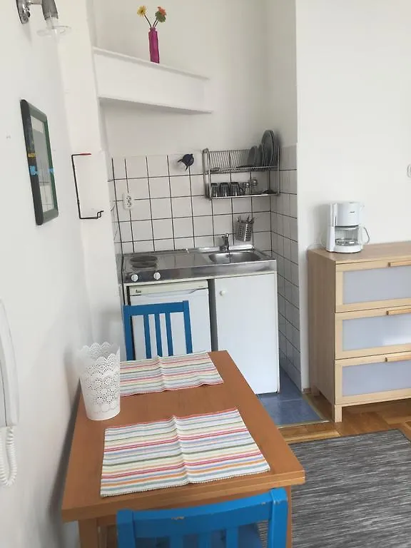 Sky Apartment Budapest 0*,